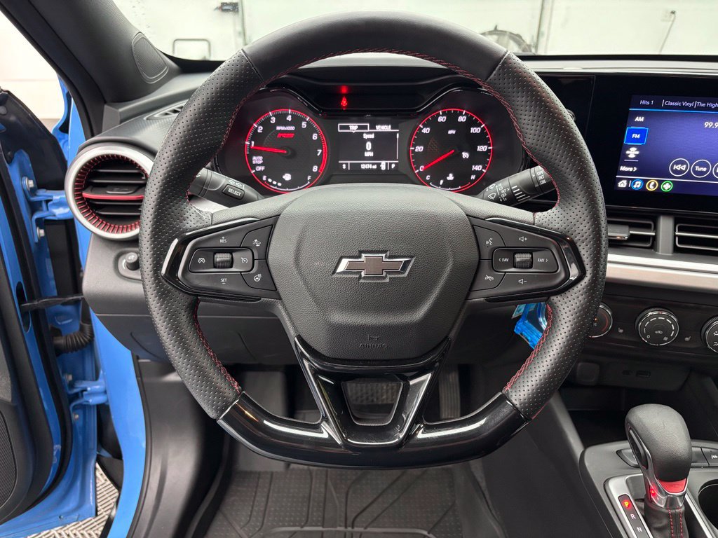 Used 2024 Chevrolet Trax RS w/ Driver Confidence Package FWD image 19