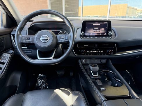 Used 2022 Nissan Rogue SL FWD image 16