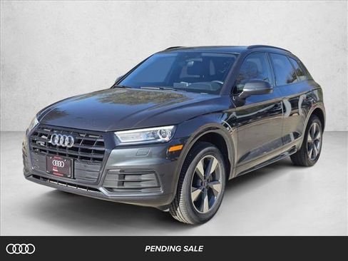 Used 2020 Audi Q5 2.0T Premium w/ Titanium Sport Package image 1