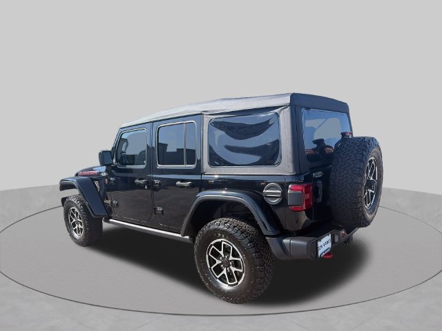 Certified 2025 Jeep Wrangler Unlimited Rubicon AWD/4WD image 4