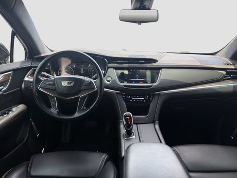 Used 2019 Cadillac XT5 Platinum AWD/4WD image 14
