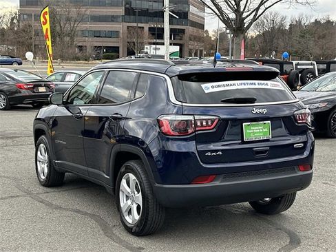 Certified 2019 Jeep Compass Latitude image 4