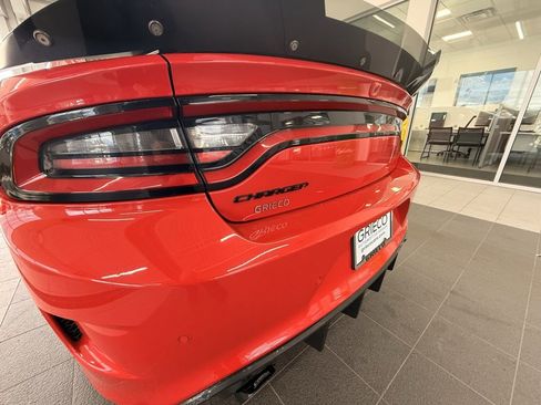 Used 2018 Dodge Charger R/T image 13