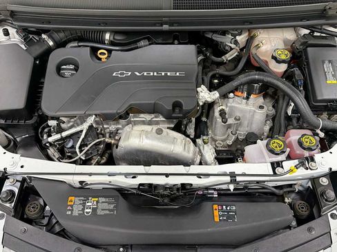 Used 2018 Chevrolet Volt LT w/ Comfort Package FWD image 30