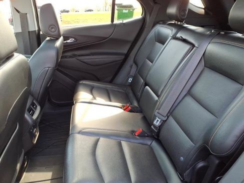Used 2020 Chevrolet Equinox Premier AWD/4WD image 9