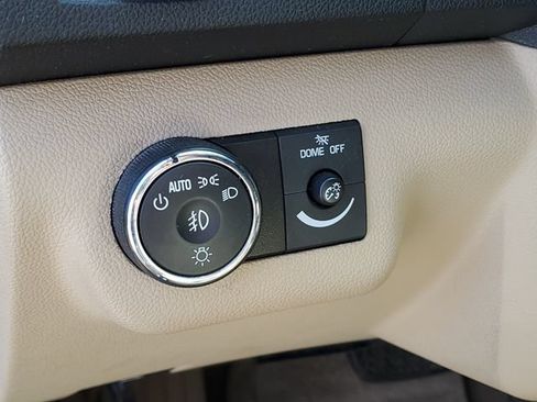 Used 2010 GMC Acadia SLT FWD image 23