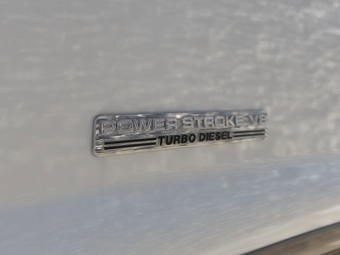 Used 2005 Ford Excursion Eddie Bauer image 37