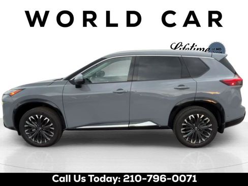 Used 2024 Nissan Rogue Platinum w/ Platinum Premium Package image 8