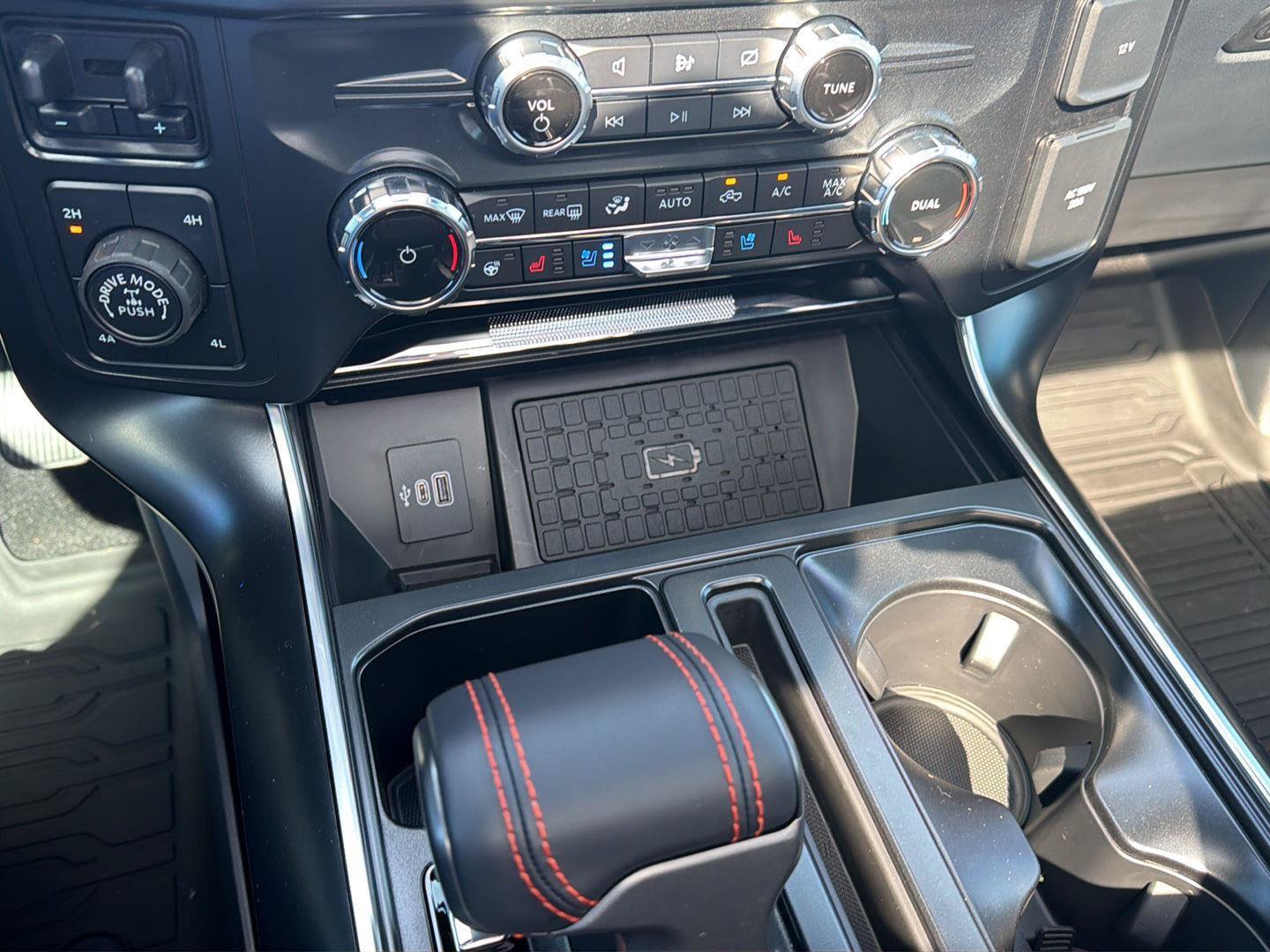 Used 2026 Ford F150 Raptor AWD/4WD image 23