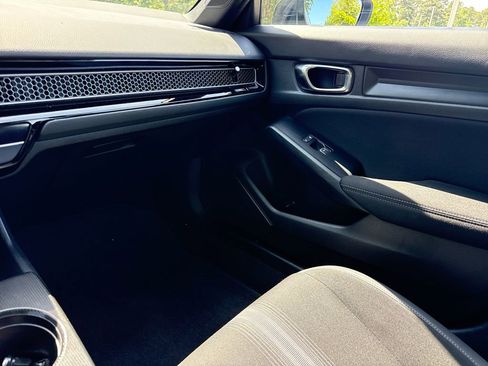 Used 2024 Honda Civic Sport image 18