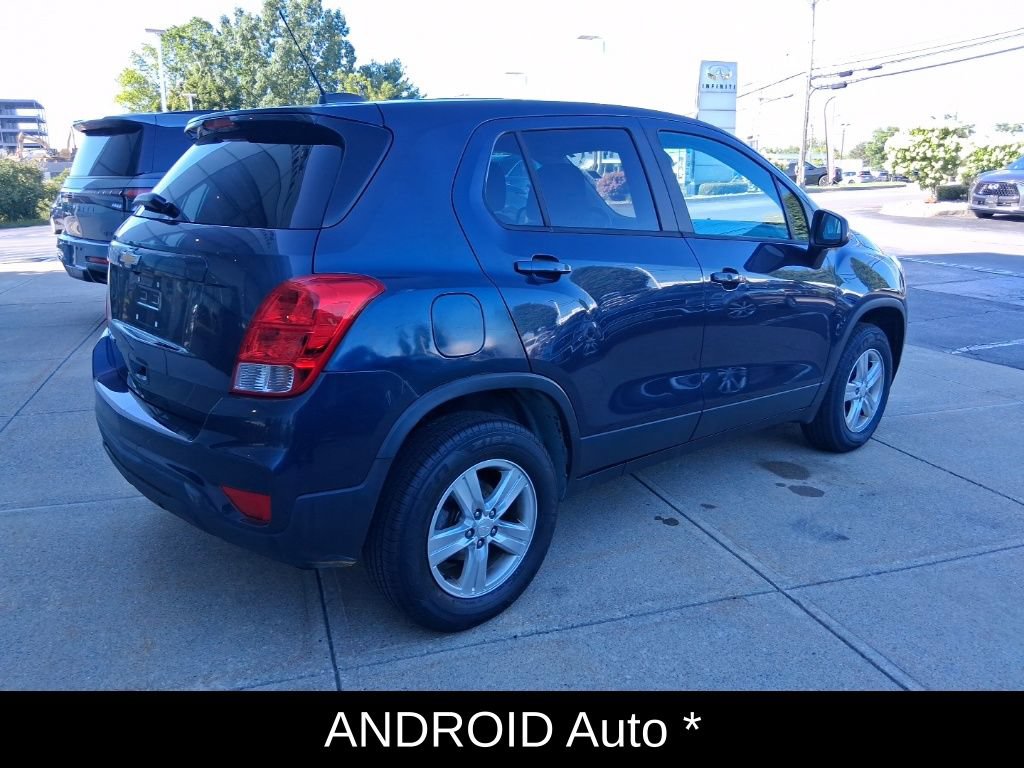 Used 2019 Chevrolet Trax LS w/ Tint and Cruise Package AWD/4WD image 3