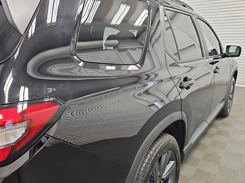 New 2026 Honda Pilot Sport image 7