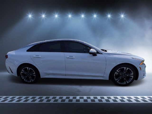 Used 2022 Kia K5 EX FWD image 2