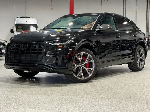 Used 2023 Audi SQ8 Prestige AWD/4WD image 2