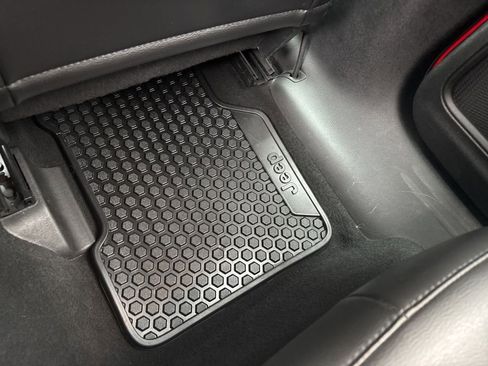 Used 2019 Jeep Compass Latitude w/ Cold Weather Group image 24