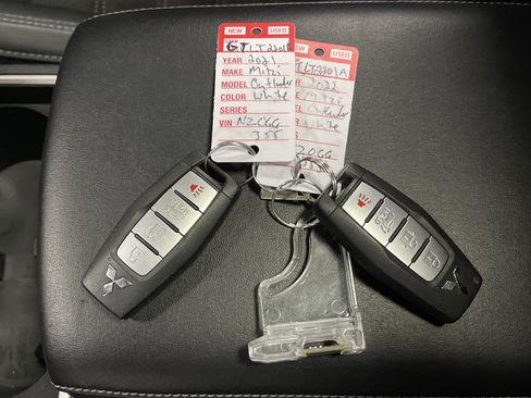 Used 2022 Mitsubishi Outlander SEL Black Edition image 27