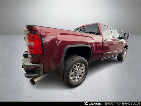 Used 2016 GMC Sierra 2500 Denali w/ Duramax Plus Package image 3