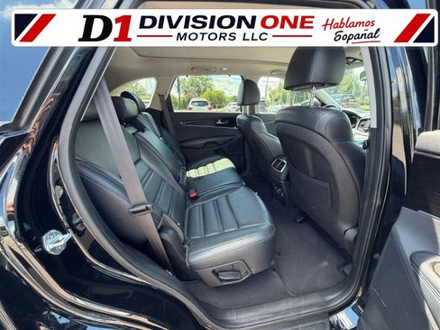 Used 2019 Kia Sorento EX w/ EX Touring Package FWD image 9
