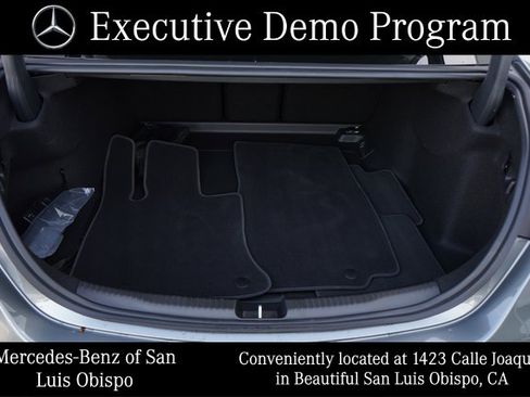 Used 2025 Mercedes-Benz C 300 Sedan image 8