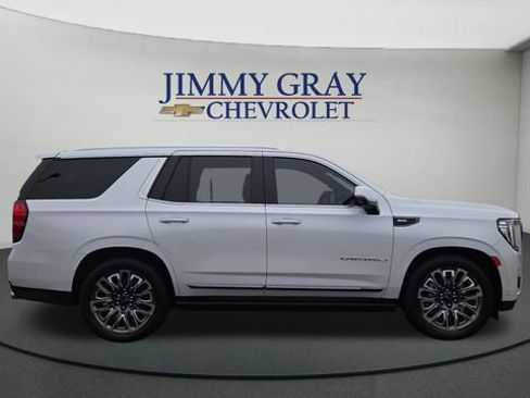 Used 2023 GMC Yukon Denali Ultimate image 2