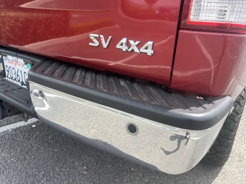 Used 2013 Nissan Titan SV w/ SV Value Truck Pkg AWD/4WD image 38