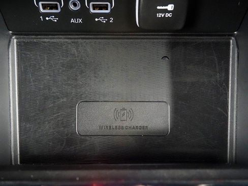 Used 2025 Jeep Grand Cherokee Altitude RWD image 23