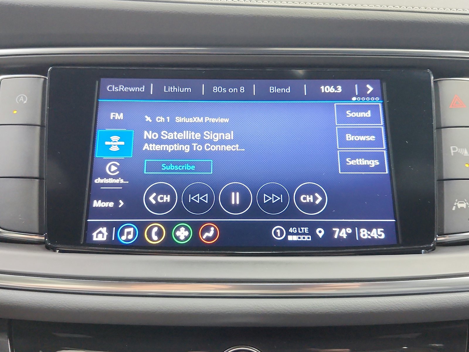 Used 2024 Buick Enclave Essence FWD image 26