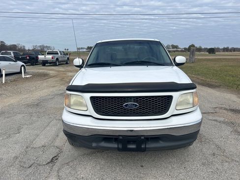 Used 2001 Ford F150 Lariat image 2