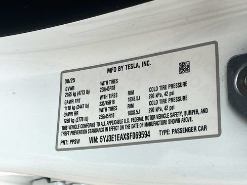 Used 2025 Tesla Model 3 Long Range RWD image 32