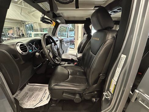 Used 2013 Jeep Wrangler Unlimited Sahara w/ Connectivity Group AWD/4WD image 51