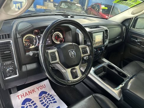 Used 2017 RAM 1500 Laramie AWD/4WD image 15