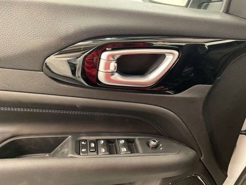 Used 2026 Jeep Compass Latitude w/ Quick Order Package 29K image 17