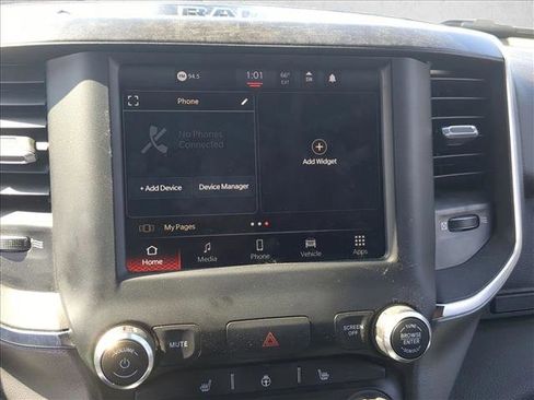 Used 2024 RAM 1500 Lone Star image 13