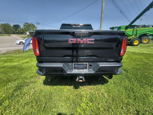 Used 2022 GMC Sierra 3500 AT4 w/ AT4 Premium Plus Package AWD/4WD image 4