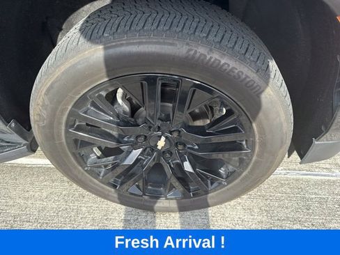 Used 2023 Chevrolet Suburban LS AWD/4WD image 23