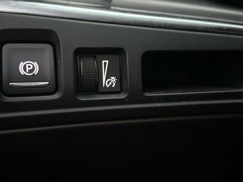 Used 2022 Cadillac XT5 Luxury image 38