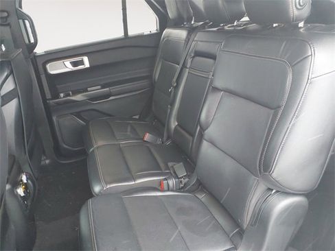 Used 2020 Ford Explorer Limited w/ Class III Trailer Tow Package image 13