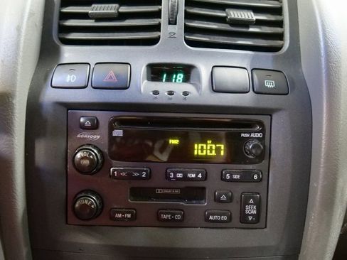 Used 2004 Hyundai Santa Fe GLS image 20