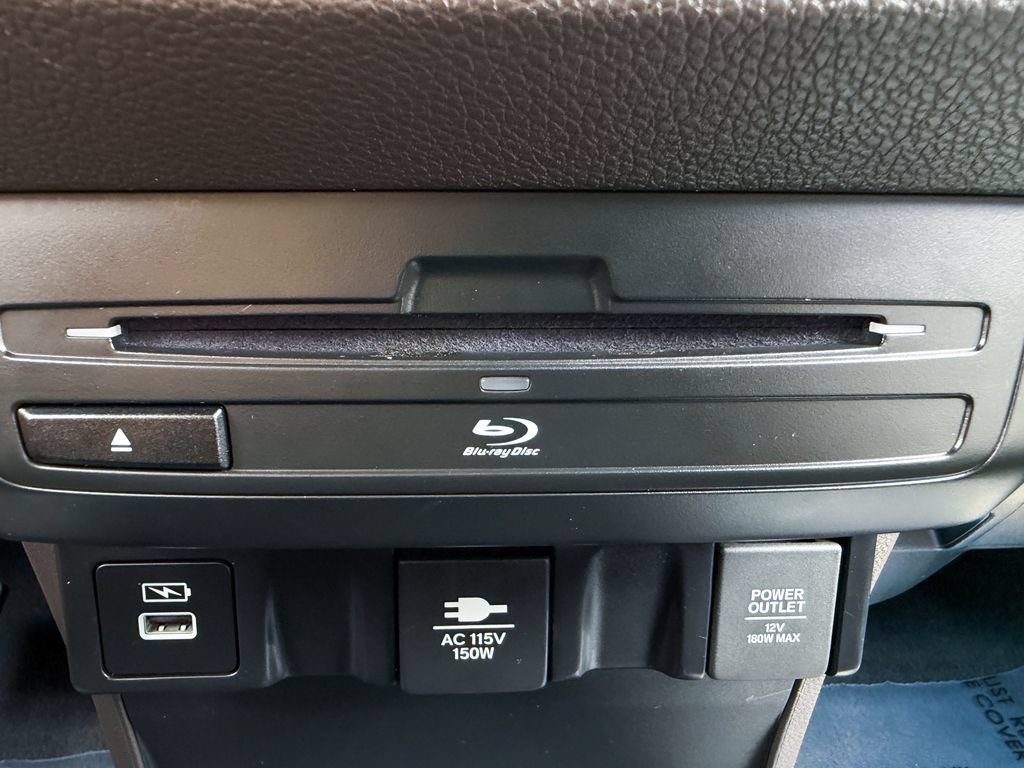 Used 2023 Honda Odyssey Touring image 21