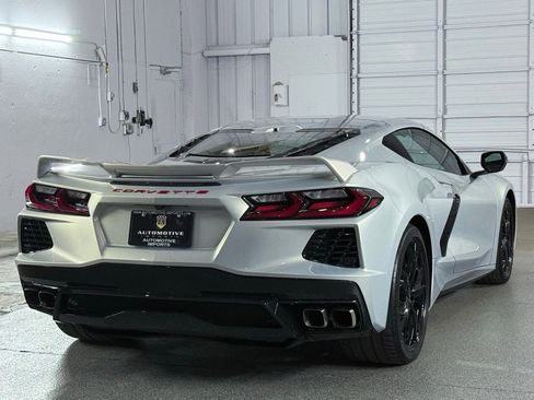 Used 2021 Chevrolet Corvette Stingray Premium Cpe w/ Z51 Performance Package image 10