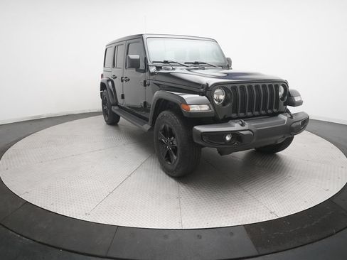Used 2023 Jeep Wrangler Unlimited Sahara AWD/4WD image 35