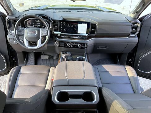 Certified 2023 GMC Sierra 1500 Elevation w/ Elevation Premium Package AWD/4WD image 12