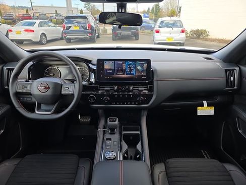 New 2026 Nissan Pathfinder Rock Creek w/ Rock Creek Premium Package AWD/4WD image 11