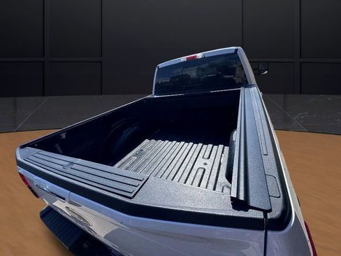 Used 2019 Ford F150 Lariat image 12