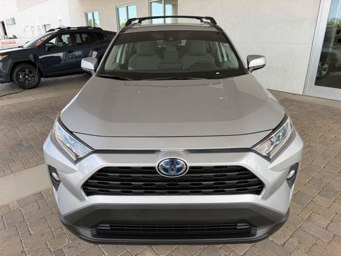 Used 2021 Toyota RAV4 XLE w/ Convenience Package AWD/4WD image 8
