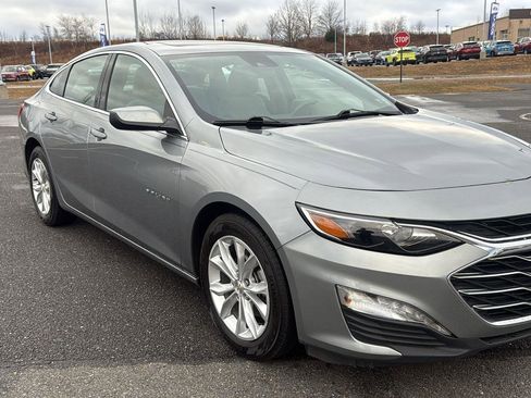 Used 2024 Chevrolet Malibu LT image 1