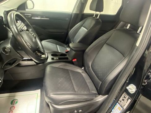 Used 2021 Kia Seltos SX w/ SX Sunroof Package AWD/4WD image 11