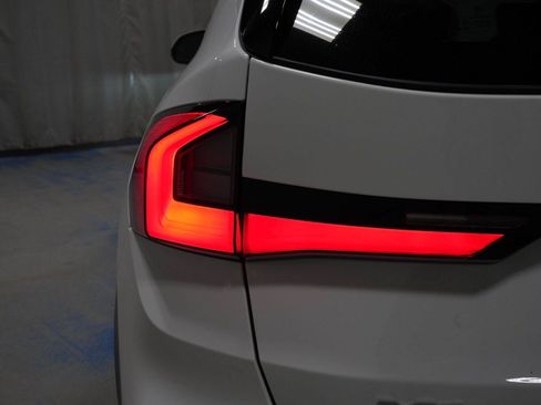 New 2027 BMW X1 xDrive28i AWD/4WD image 31