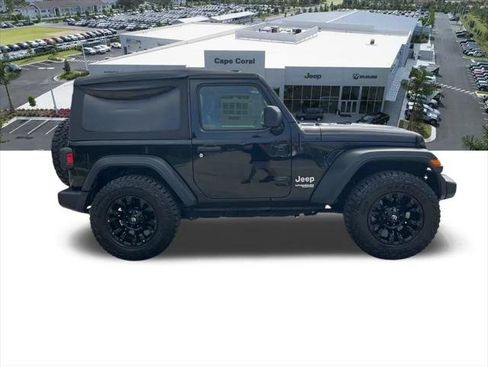 Certified 2018 Jeep Wrangler Sport AWD/4WD image 15