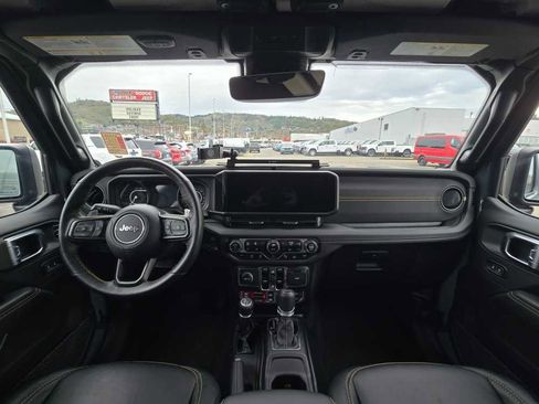 Used 2024 Jeep Wrangler Unlimited Rubicon 392 image 15